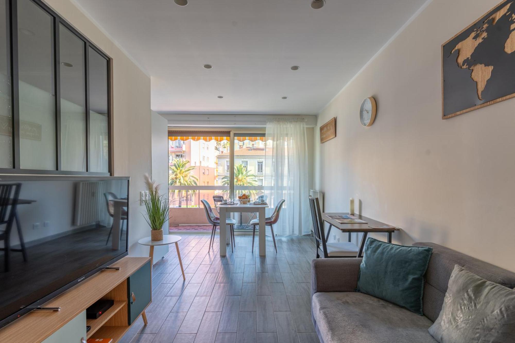 Fabuleux Appartement 2 Personnes Au Coeur De Menton, Climatise Et Proche Gares Routiere Et Sncf 외부 사진