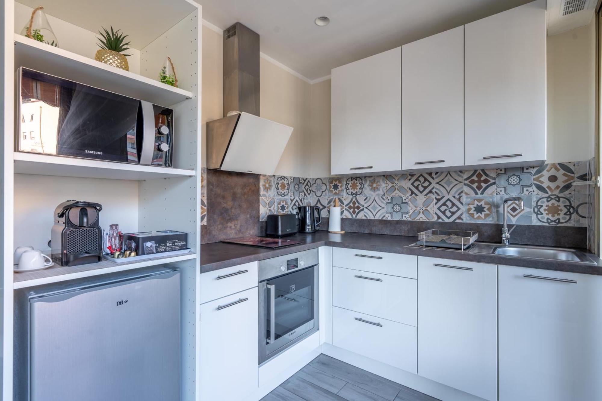 Fabuleux Appartement 2 Personnes Au Coeur De Menton, Climatise Et Proche Gares Routiere Et Sncf 외부 사진